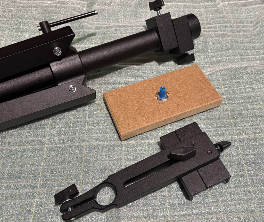 Gehmann #273 3-Position Rifle Rest Lightweight Tripod – Cibles Canada ...